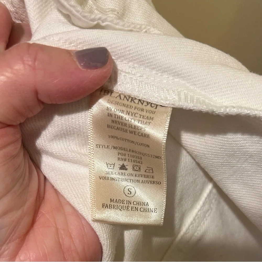 Blank NYC Off-White Distressed Denim Jacket Size Small - Picture 6 of 6